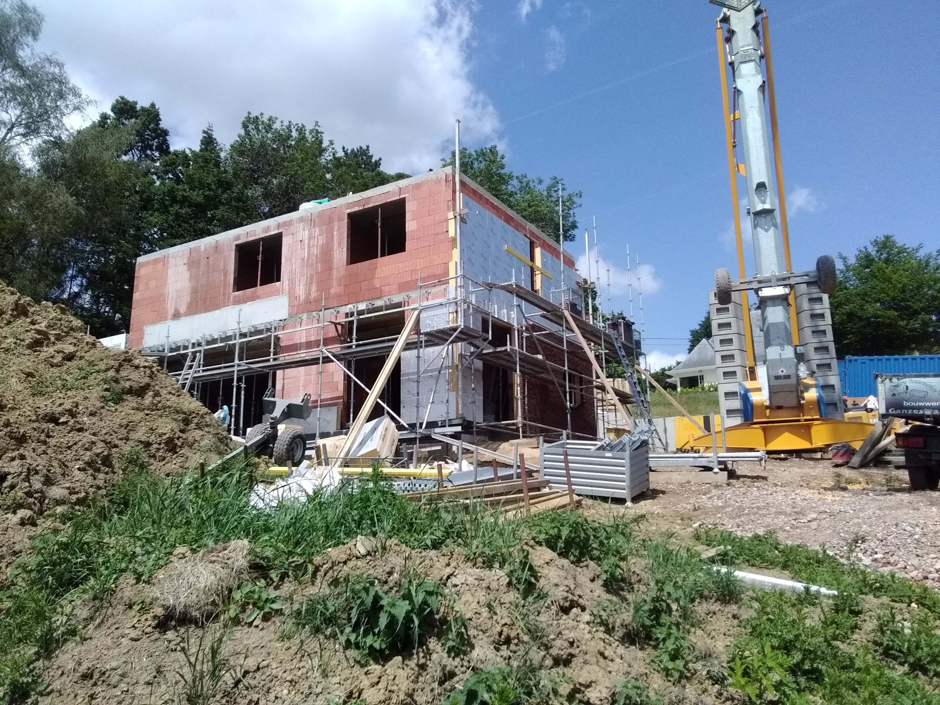 gevelisolatie tijdens nieuwbouw voor- en zijgevel