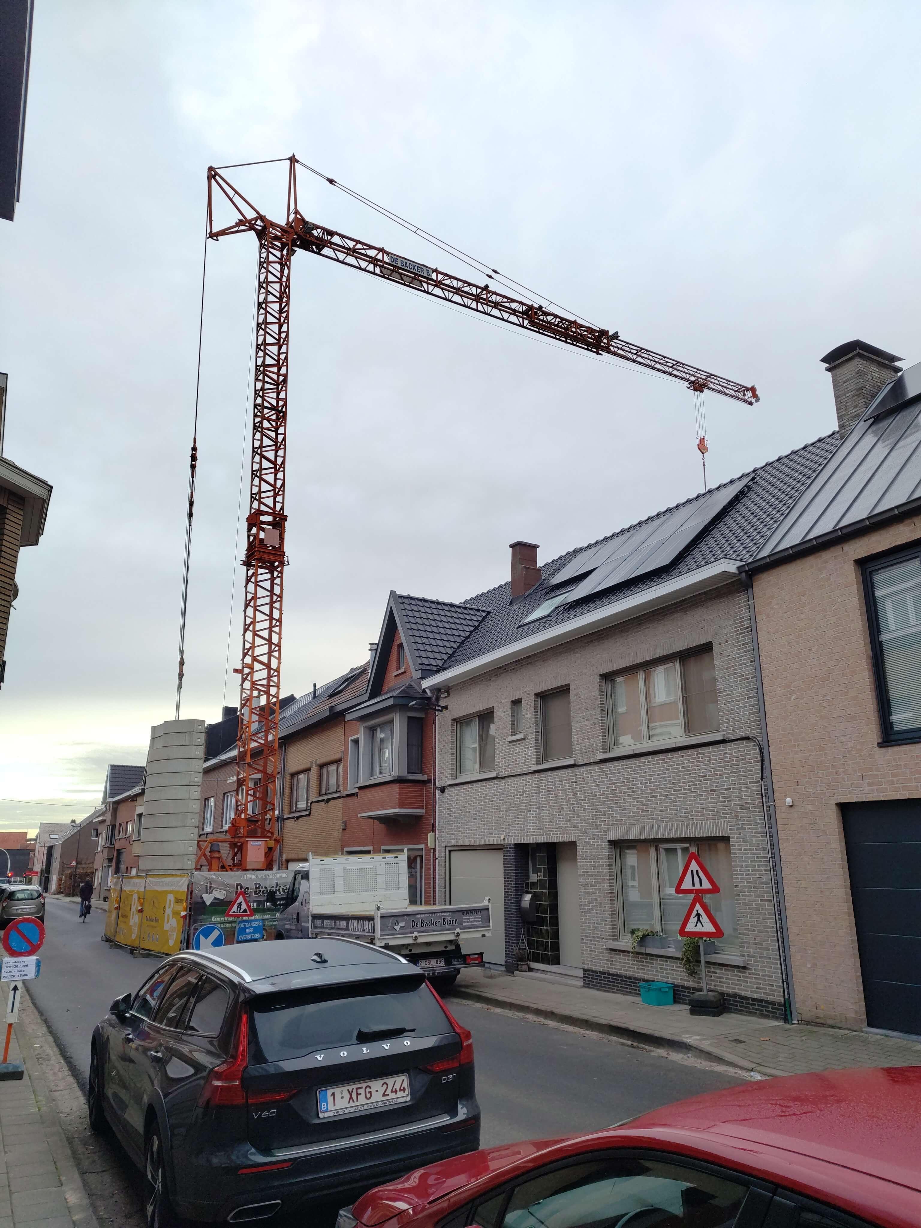 kraanwerken opbouw bijbouw aan achterkant rijwoning Aalst