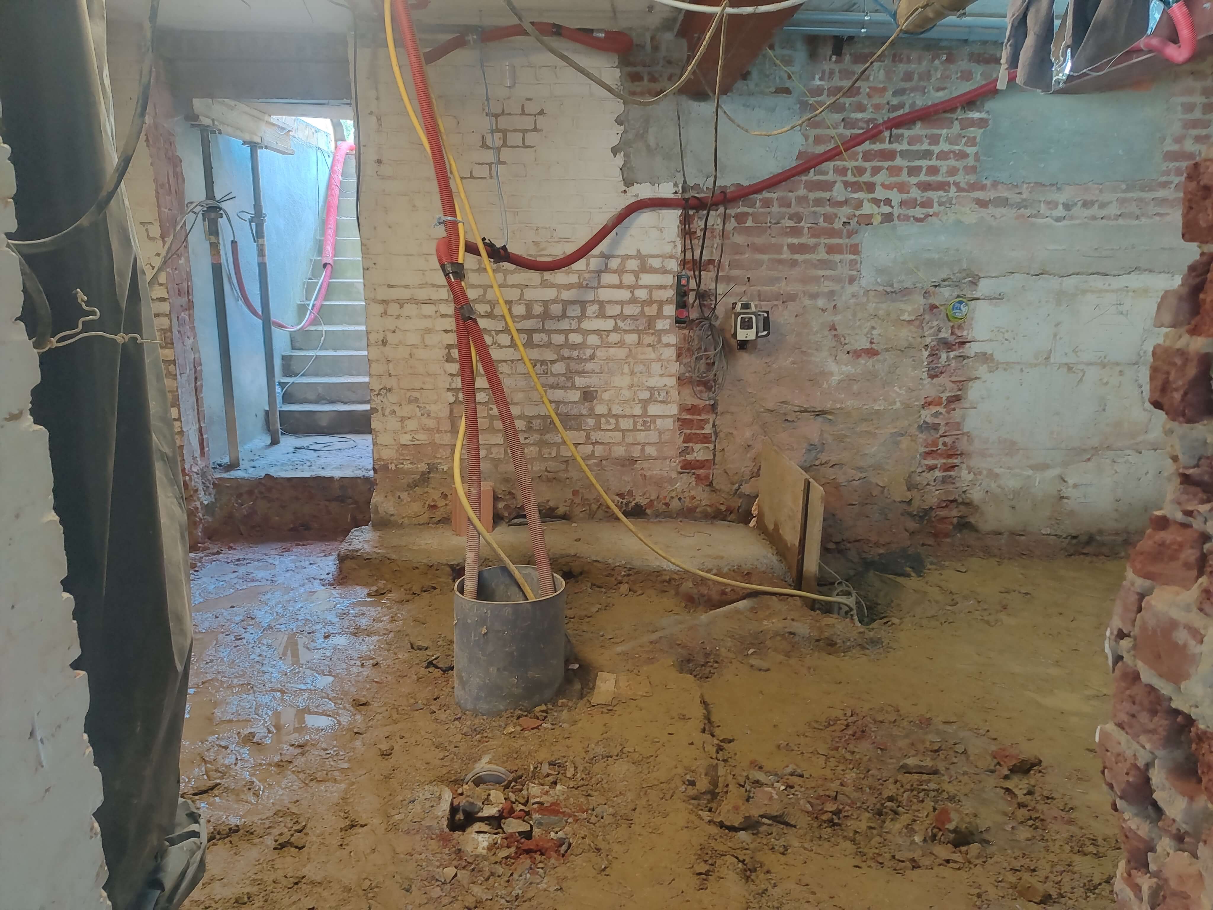 buizen en stutwerken renovatie kelder