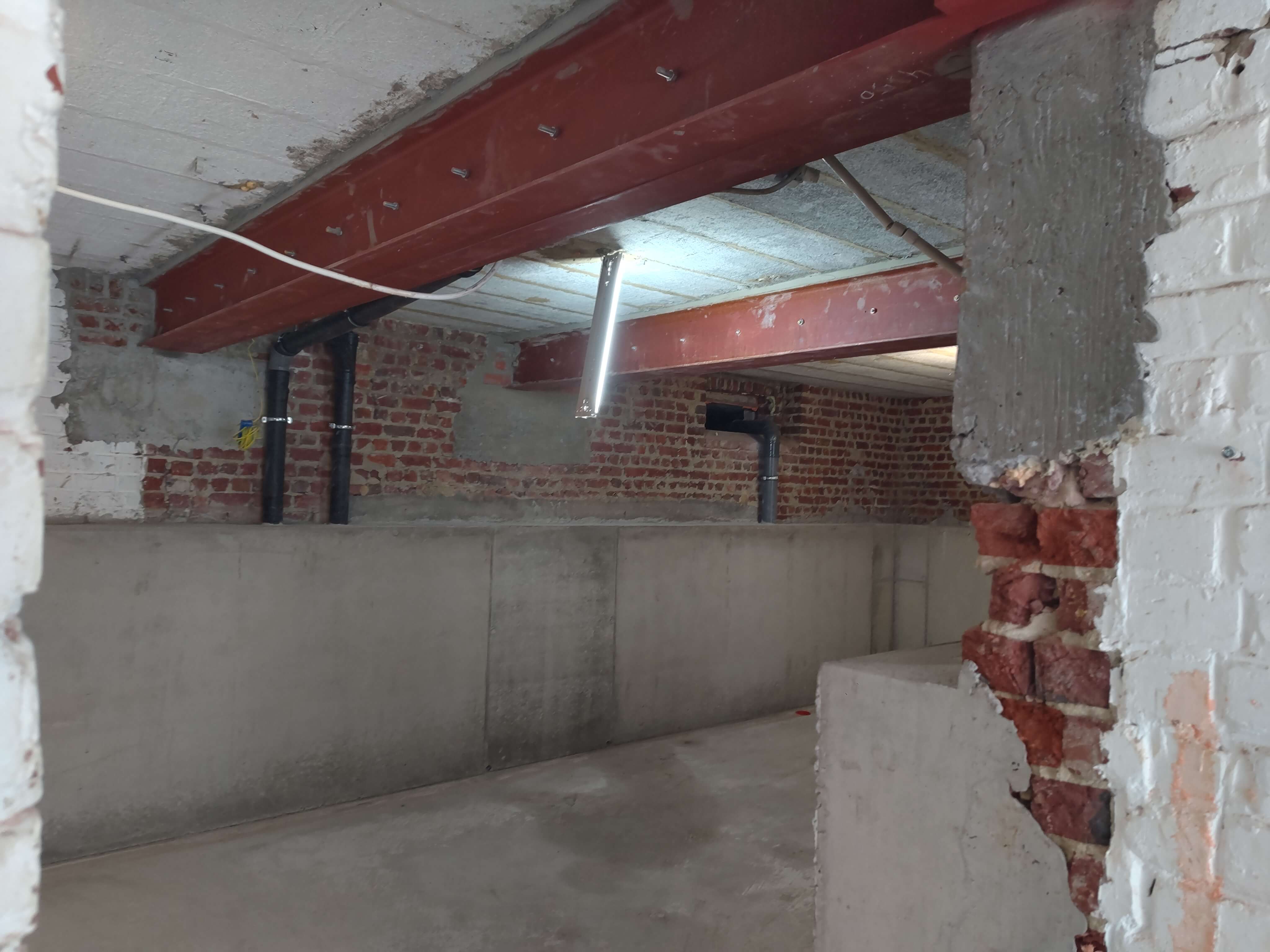 Achter woning kelder maken en van kruipkelder volwaardige kelder maken